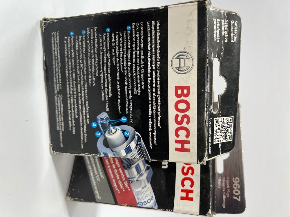 تصویر از شمع دبل ایریدیوم بوش آلمان پایه کوتاه